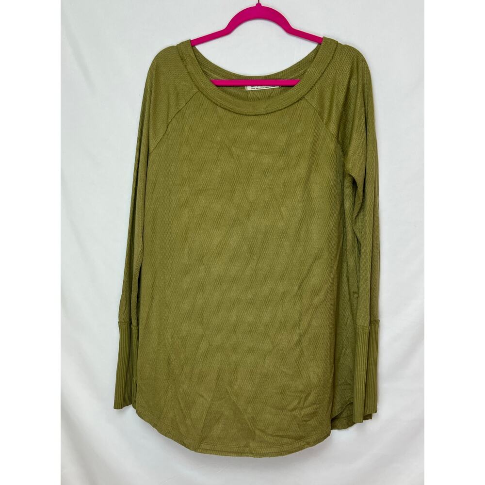 We The Free Women’s Large Gold Long Sleeve Pullover Top Casual Lightweight Shirt